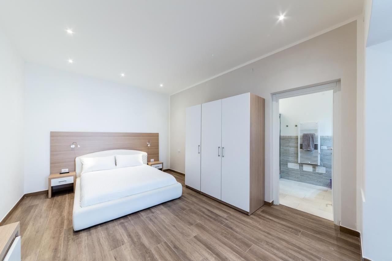 La Promenade Rooms & Suites Olbia Exterior photo